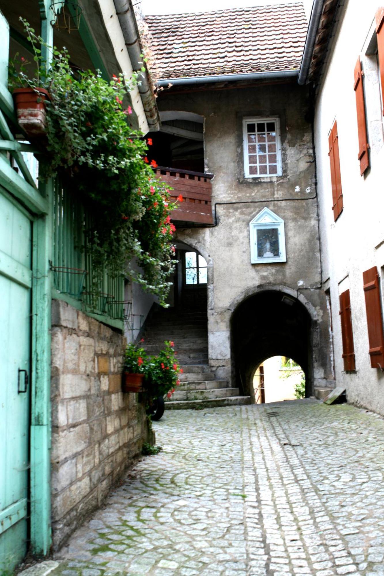 Maison La Tourelle Baume-les-Dames Exteriör bild